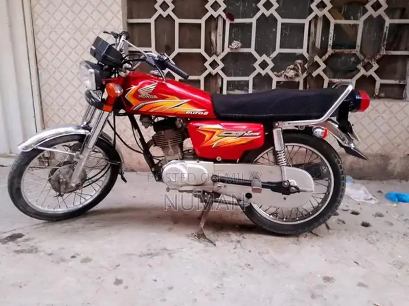 Honda CG 125 Motorcycle 2019 Model Low Mileage