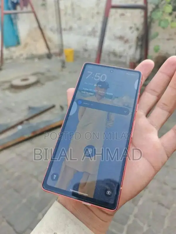 Google 7A Smartphone 128GB Storage Compact Design