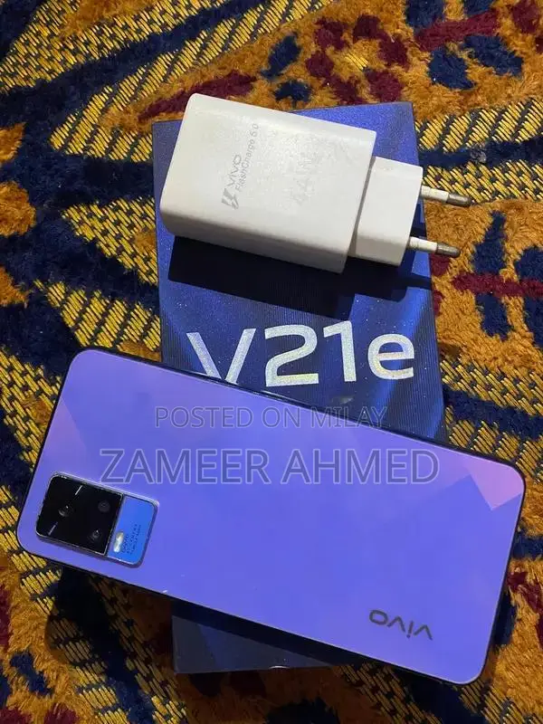 VIVO V21E