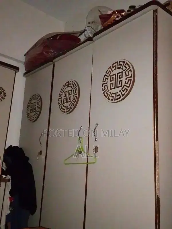 King Size Bed with Complete Furniture Set