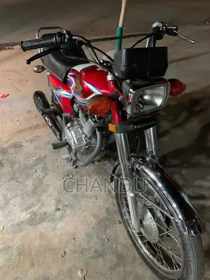 125cc Honda 2017 geinin  2022 modal mai tiyar