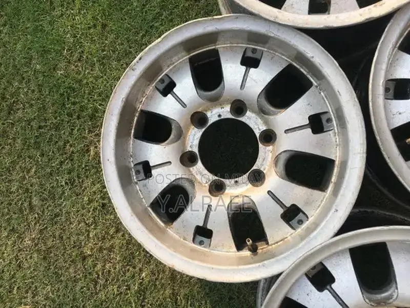 Alloy rims size 16