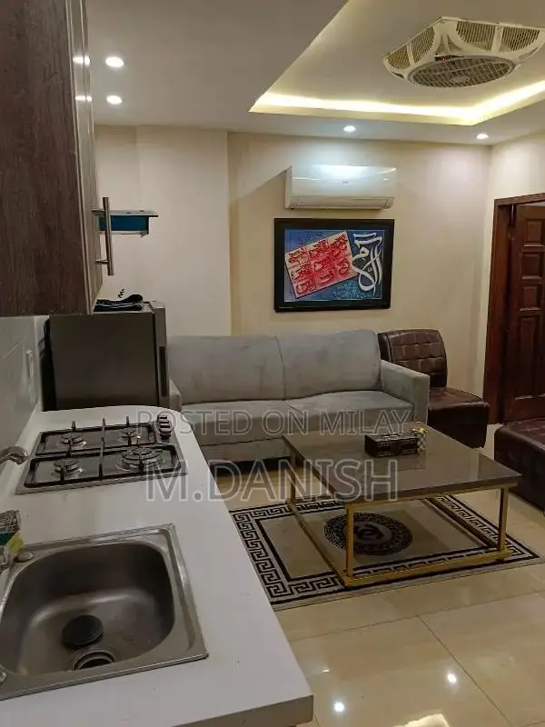 Spacious 1 Bedroom Flat with Full Amenities in Bahria Town