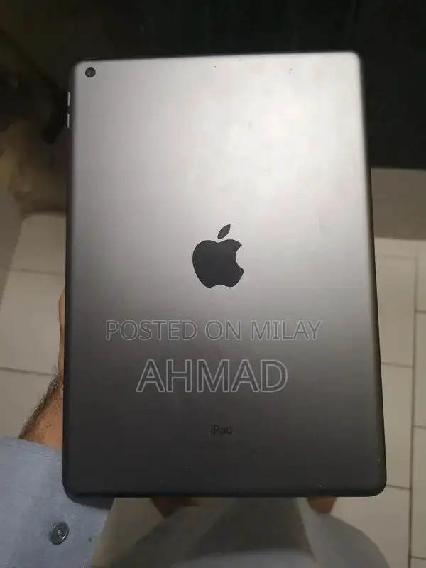 ipad 9 ganration brand new box cherger