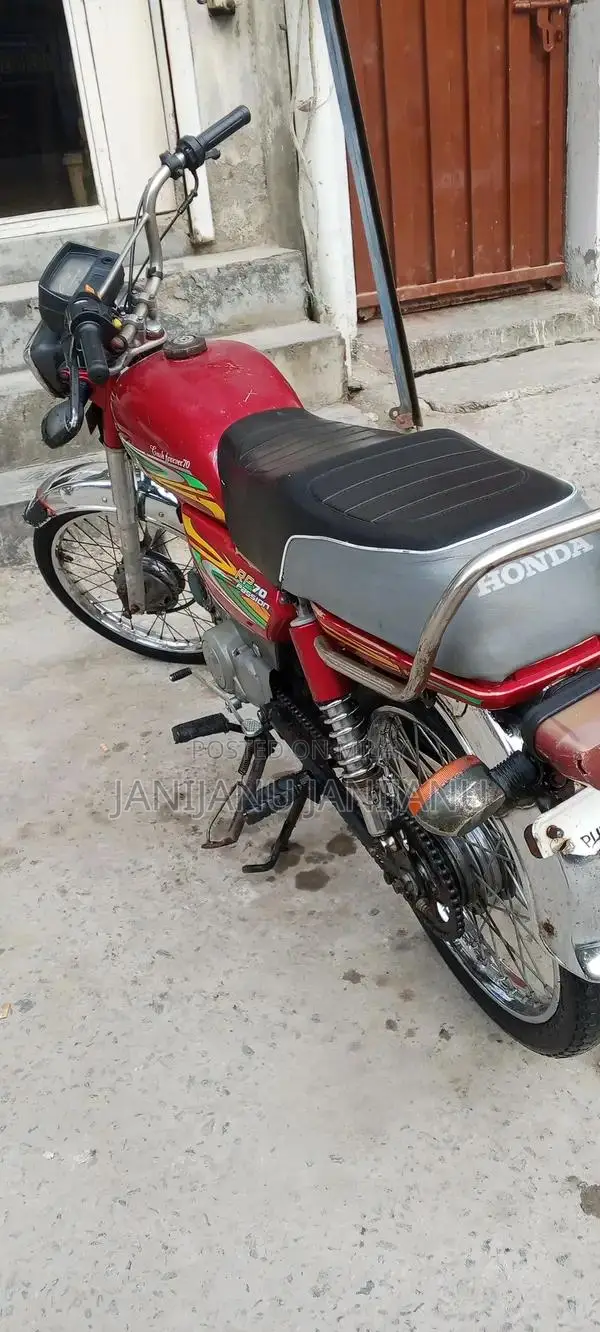 road prince red colour