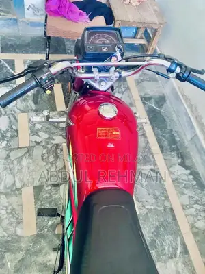 2022 CD 70 Motorcycle in Excellent Condition