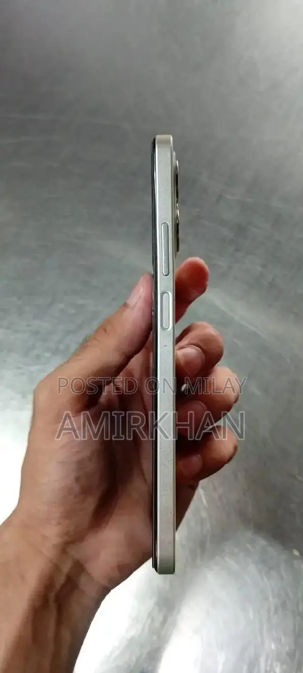 Budget Smartphone with Minor Volume Button Issue