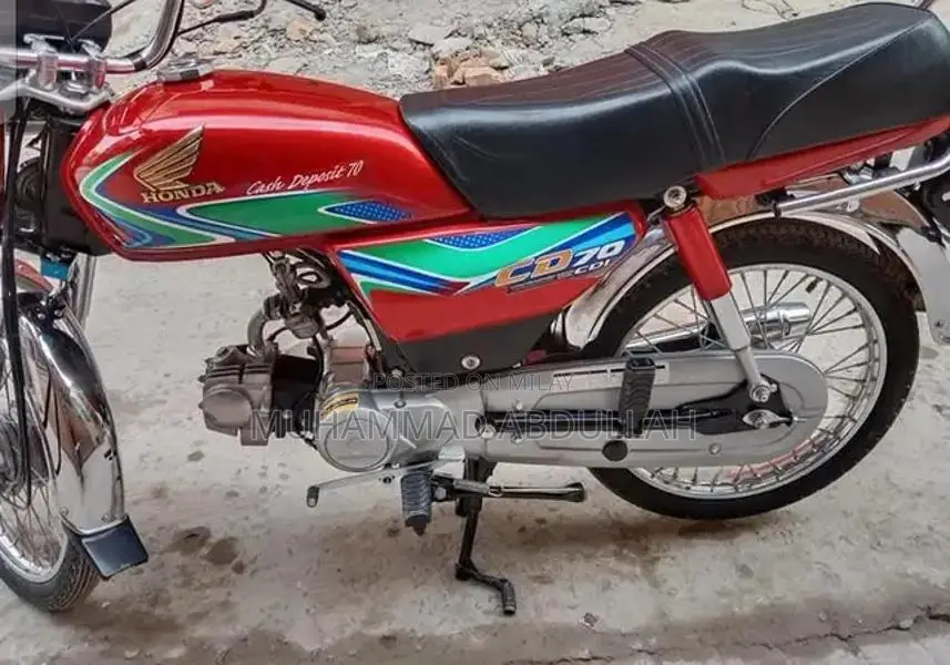 Honda CD 70cc Motorcycle - Low Mileage Reliable Commuter