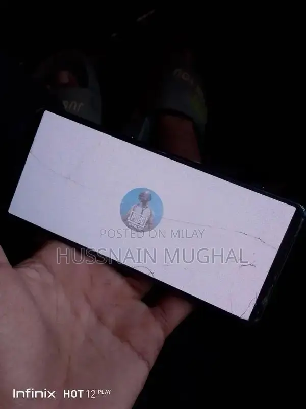 Premium Gaming Smartphone with High-Performance Camera