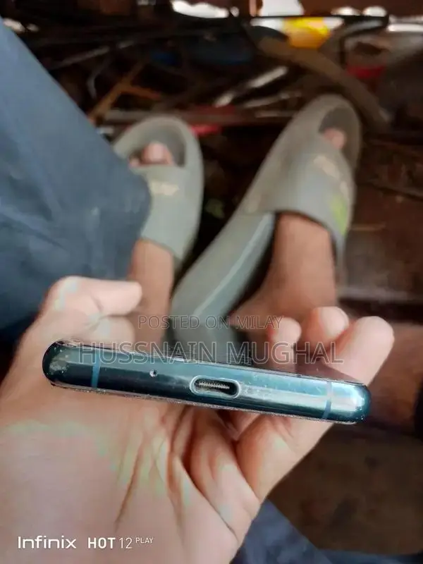 Premium Gaming Smartphone with High-Performance Camera