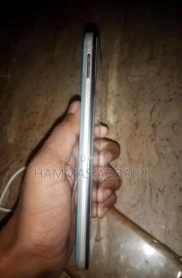 Vivo Y19 Smartphone with Large Storage Capacity