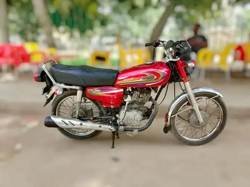 United 125cc Motorcycle 2018 Model Low Mileage