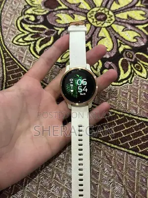 Garmin Watch 2s - White German Smartwatch