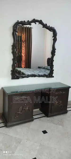 Solid Wood King Size Bed with 8-Inch Mattress and Dressing Table