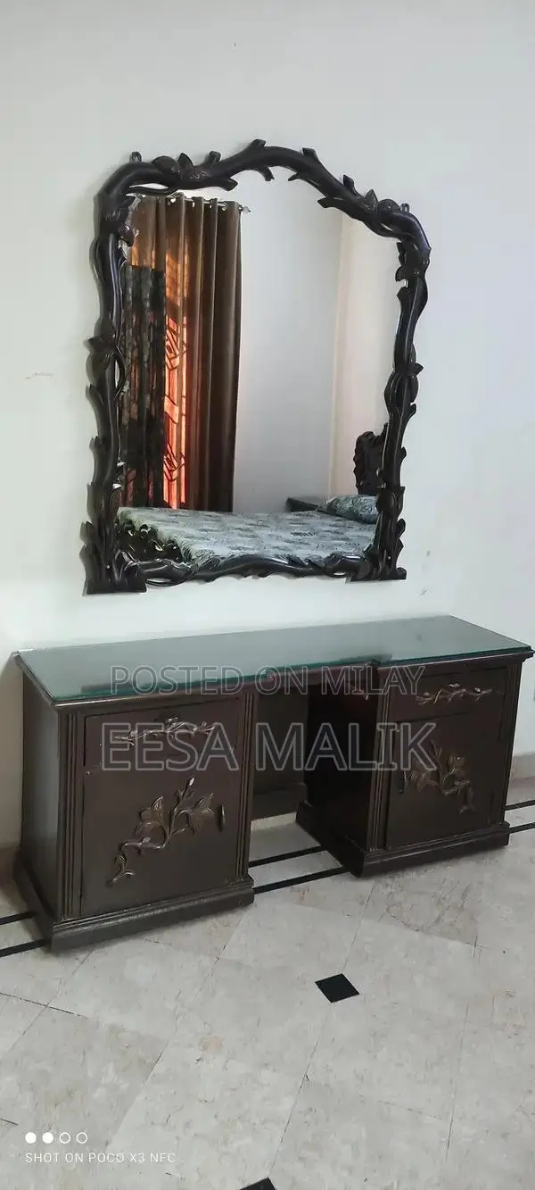 Solid Wood King Size Bed with 8-Inch Mattress and Dressing Table