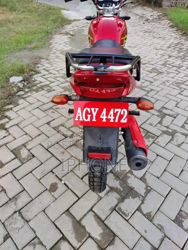 Yamaha Motorcycle 2021 Model Low Mileage