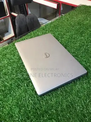 Dell Latitude 5320 Business Laptop - 11th Gen Core i5