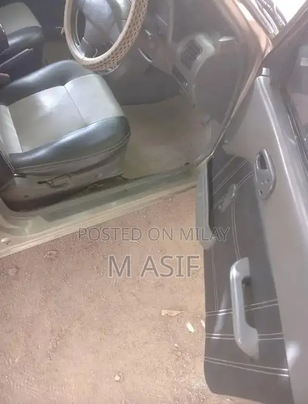 Used Car with Good Condition and Functional Features