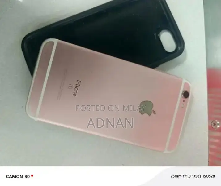 Mobile Phone with Battery and Camera Features