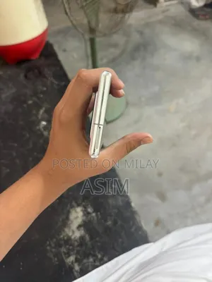 New Sharp Aquos R6 128 GB White