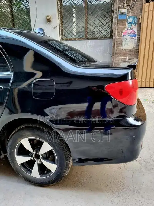 Toyota Corolla SE Saloon 2004 Automatic Sedan