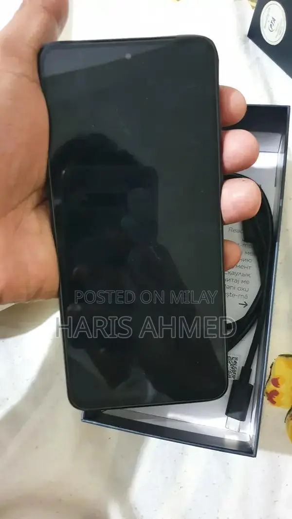 Moto G84 5G Smartphone - 12GB RAM, 256GB Storage, Used Condition