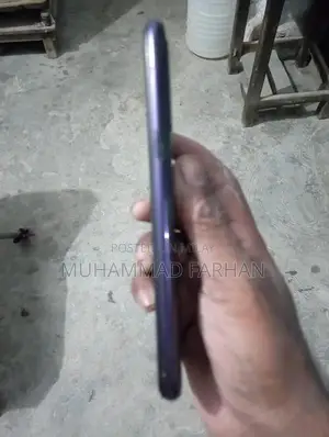 Realme 5 Smartphone with Large Storage Capacity