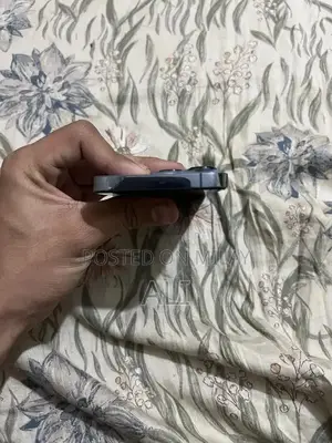 Apple iPhone 13 Pro 256GB Unlocked Smartphone