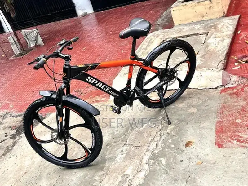 Second-Hand Bicycle - Well-Maintained Road Bike for Sale