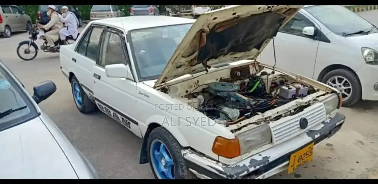 Classic 1989 Nissan Sunny Sedan - Family Car with CNG/Petrol