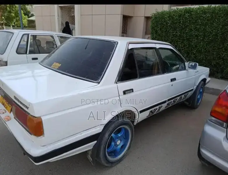 Classic 1989 Nissan Sunny Sedan - Family Car with CNG/Petrol