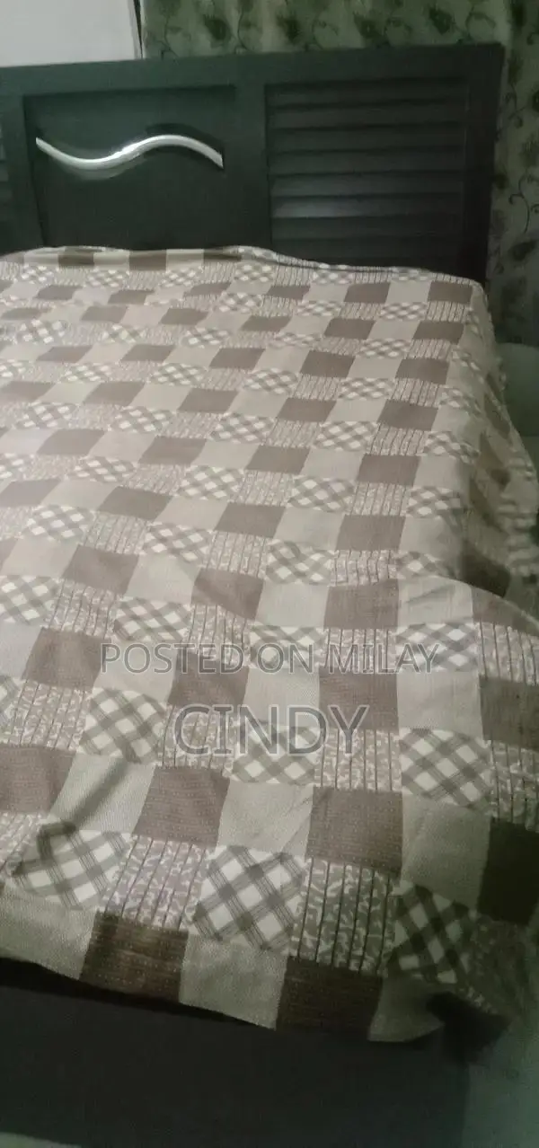 King Size Bed with Spring Mattress and Iron Single Bed Frame