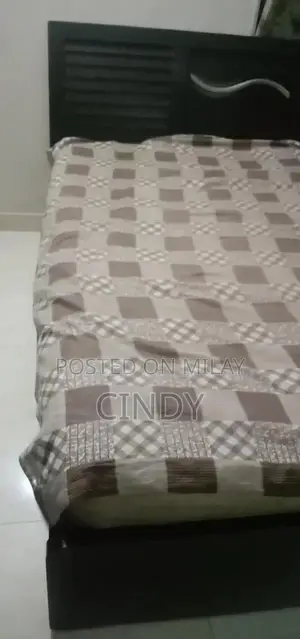 King Size Bed with Spring Mattress and Iron Single Bed Frame