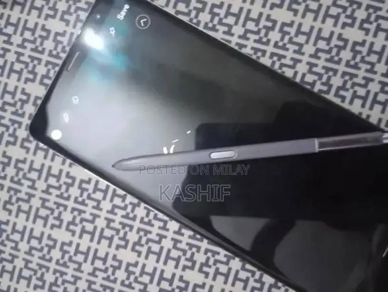 Samsung Note 8 Premium Smartphone with S Pen