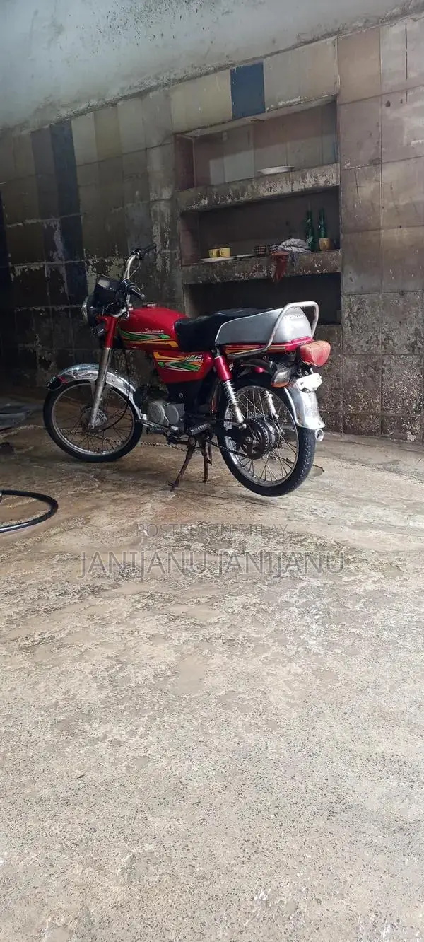 road prince red colour