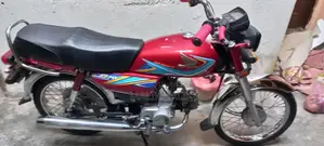 Honda CD-70 Motorcycle - Classic Two-Wheeler