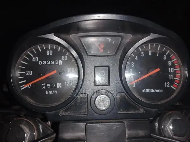 Lodar riksha Tez Raftar 150cc  fresh condition urgent sail