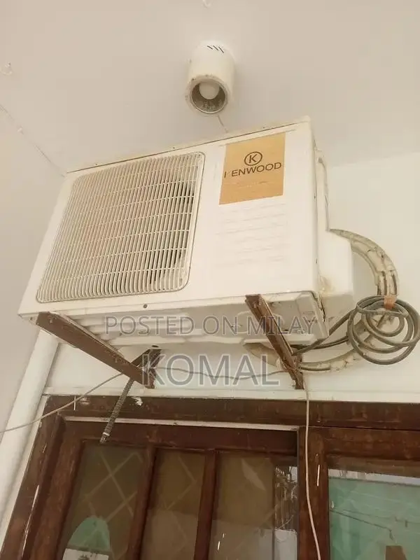 1.5 Ton Split AC in Excellent Condition - Lightly Used