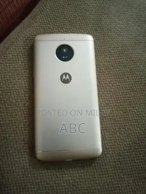 2 off set Motorola and samsung