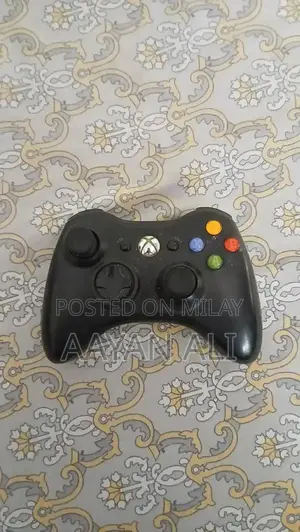 Photo - Xbox 360 wireless controllers | Like new condition