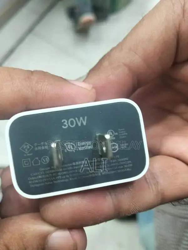 20W & 30W . GOOGLE PIXEL ORIGINAL PD ADAPTORS