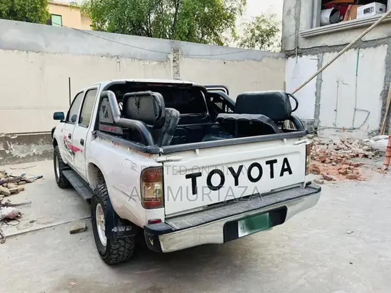 Toyota Hilux Tiger Genuine One-Owner Classic Pickup Truck