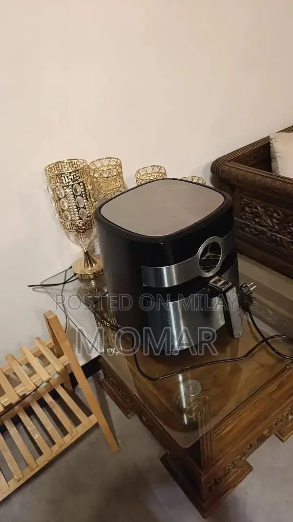 BRAND NEW MASTER PRO AIR FRYER  WITH 8 IN 1 FUNCTIONS