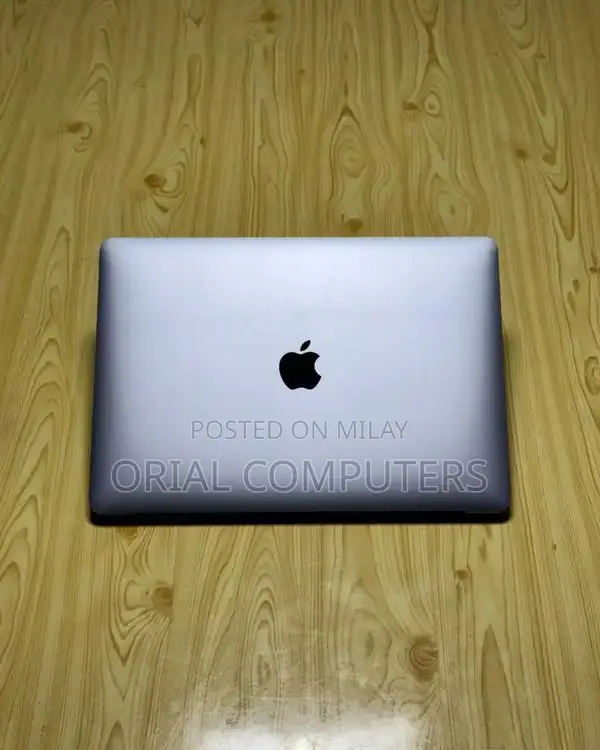 MacBook Air M1 2020 Ultralight Laptop