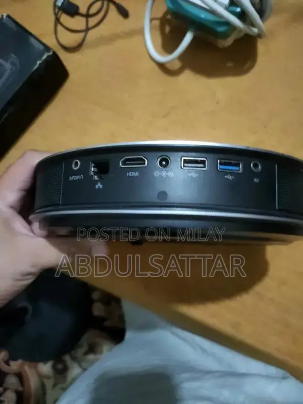 JMGO G3 3D and full hd Chinese compony projector