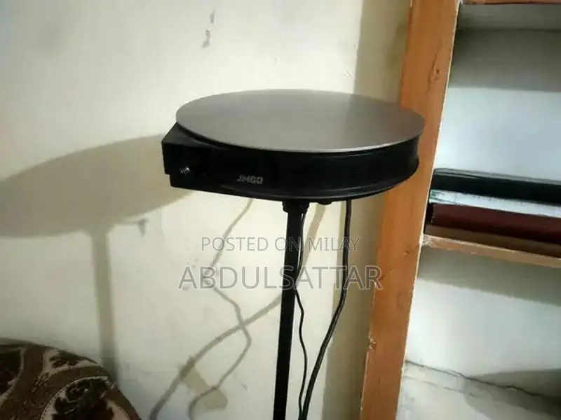 JMGO G3 3D and full hd Chinese compony projector