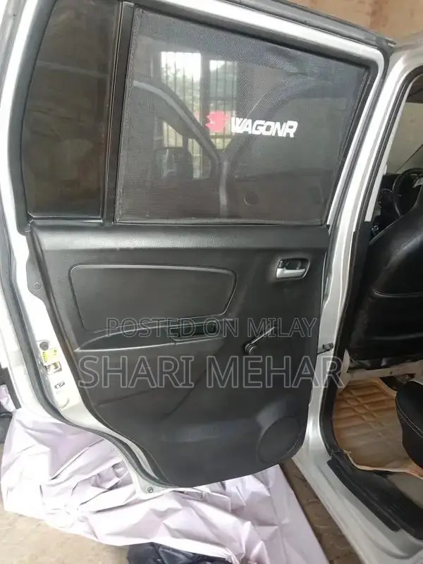 Suzuki Wagon R Silver Sedan Compact Car