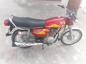 Photo - HONDA 125 FOR SAIL