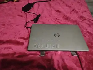 Dell xps 13  i5 7th