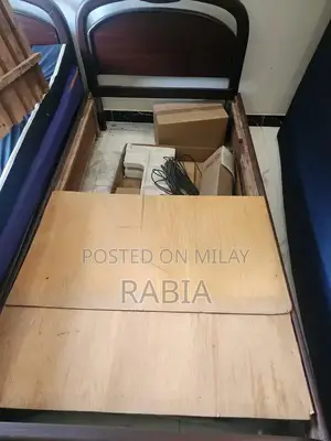 2 Single Solid Beds in Wooden